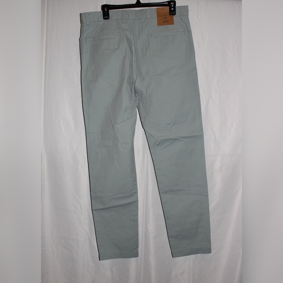 H&M Pants - Picture 2 of 2